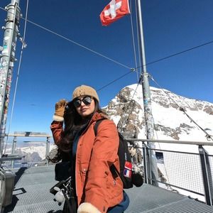 Meet your Posher, Sara